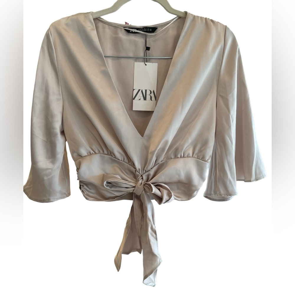 ZARA CREAM COLORED BLOUSE WITH FRONT BOW TIE